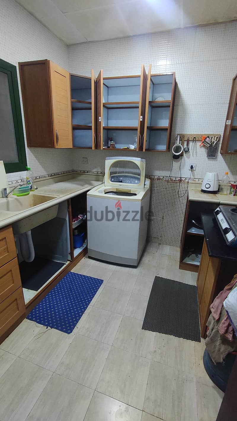 one bed room is available immediately occupy. 2 persons only allowed. 2