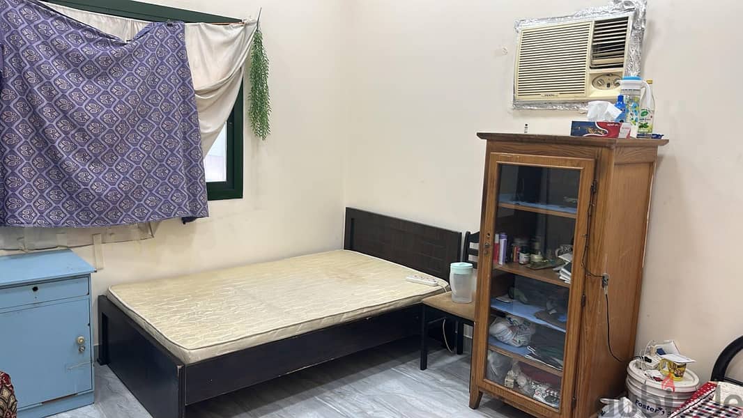 one bed room is available immediately occupy. 2 persons only allowed. 6