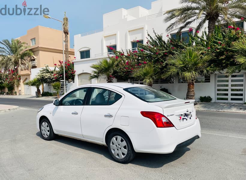 Nissan Sunny 2022 model full agency for sale 8