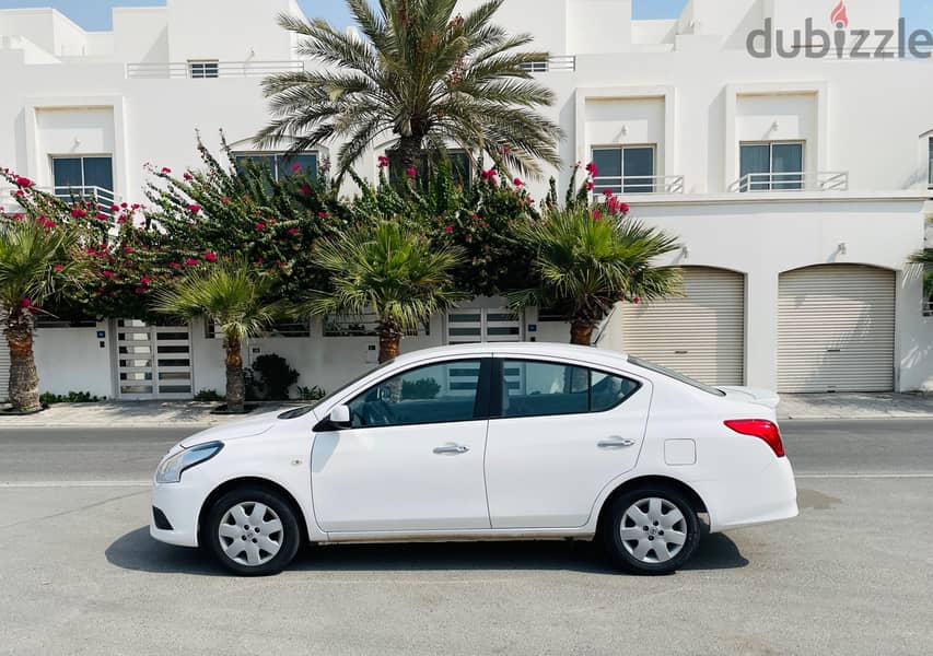 Nissan Sunny 2022 model full agency for sale 12