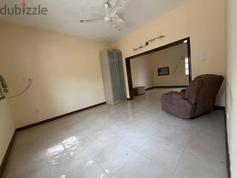4BR SemiFurnished Villa for Rent in Adliya|Residential &Commercial use 2
