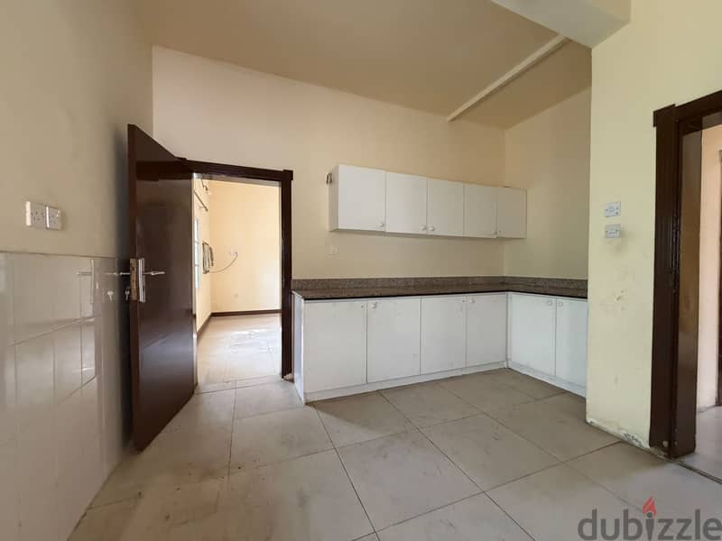 4BR SemiFurnished Villa for Rent in Adliya|Residential &Commercial use 4