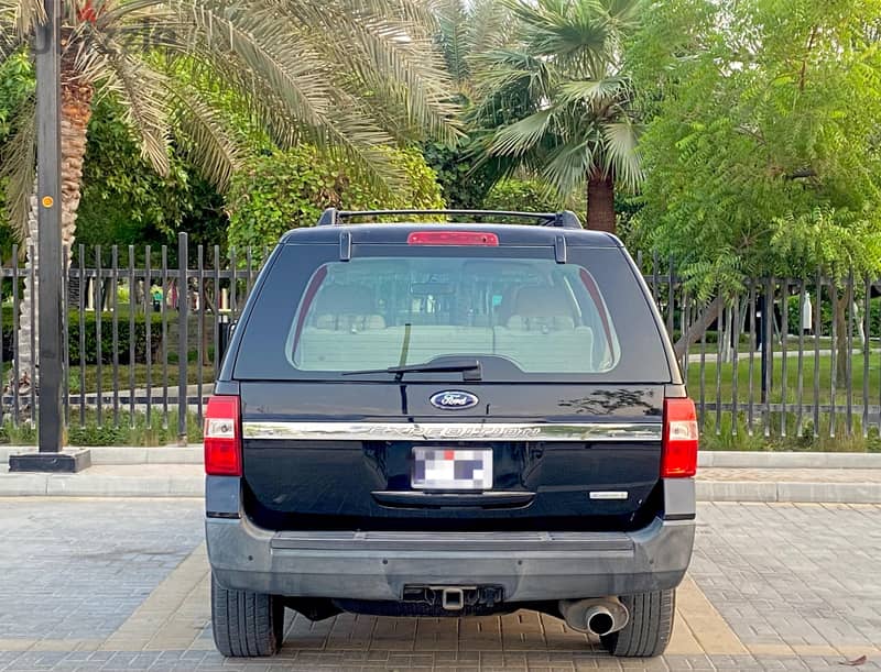 Ford Expedition 2016 V6 / Excellent Condition 1