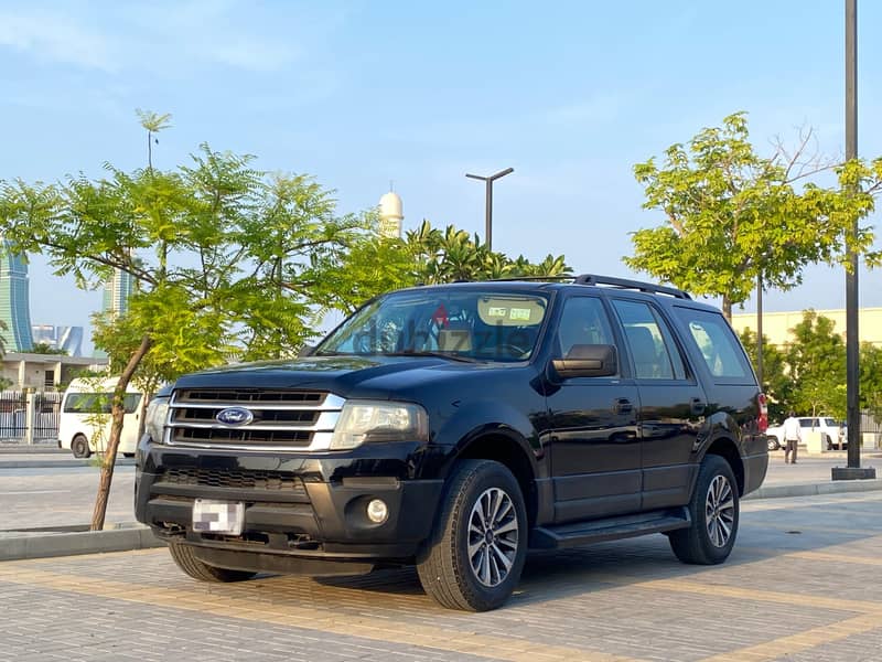 Ford Expedition 2016 V6 / Excellent Condition 10