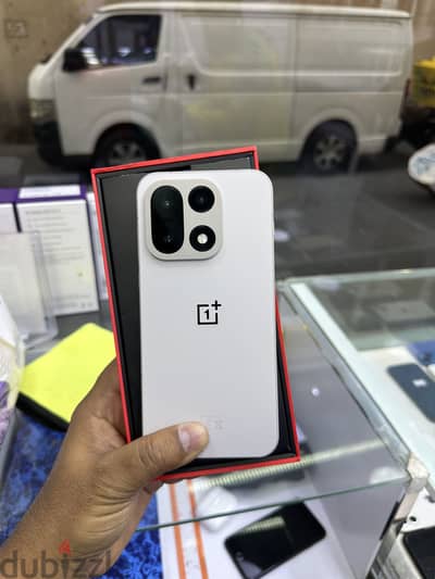 One Plus 15 global version