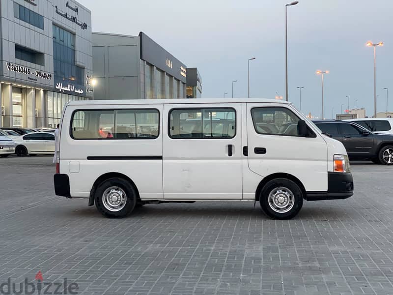 Nissan Urvan 2009 White 2
