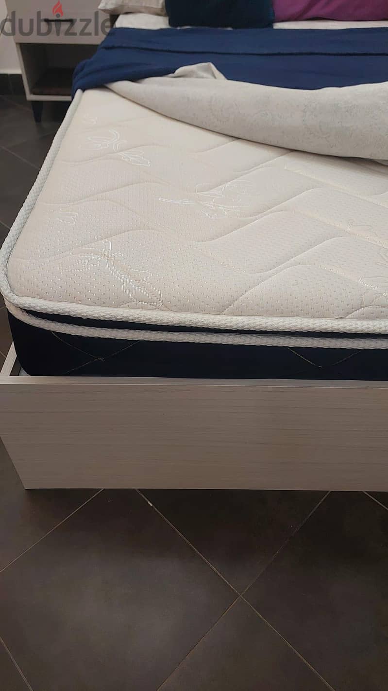 bedroom set 4