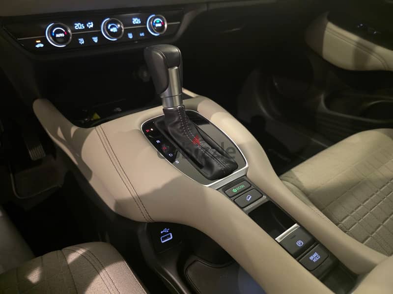 Honda ZR-V 2024 14