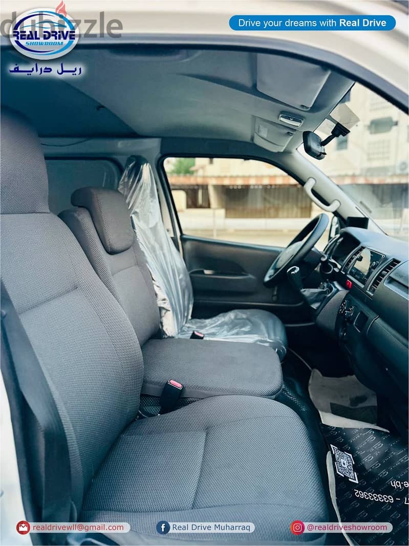 Toyota Hiace 2020 3