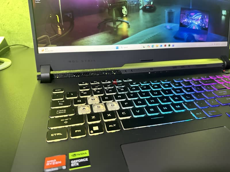 Asus Rog strix G17 (2024) 17.3inches 4