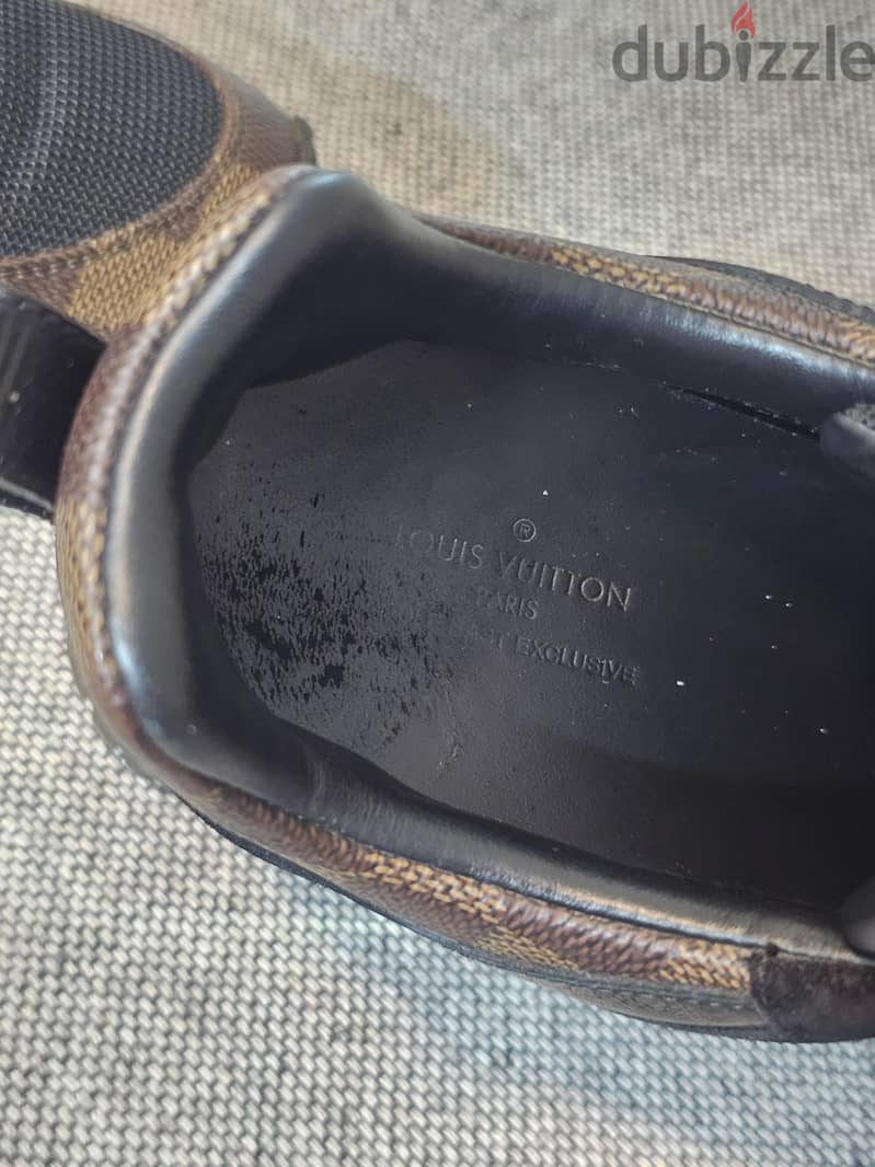 MIDDLE EAST EXCLUSIVE LOUIS VUITTON RUN WAY SNEAKER 10