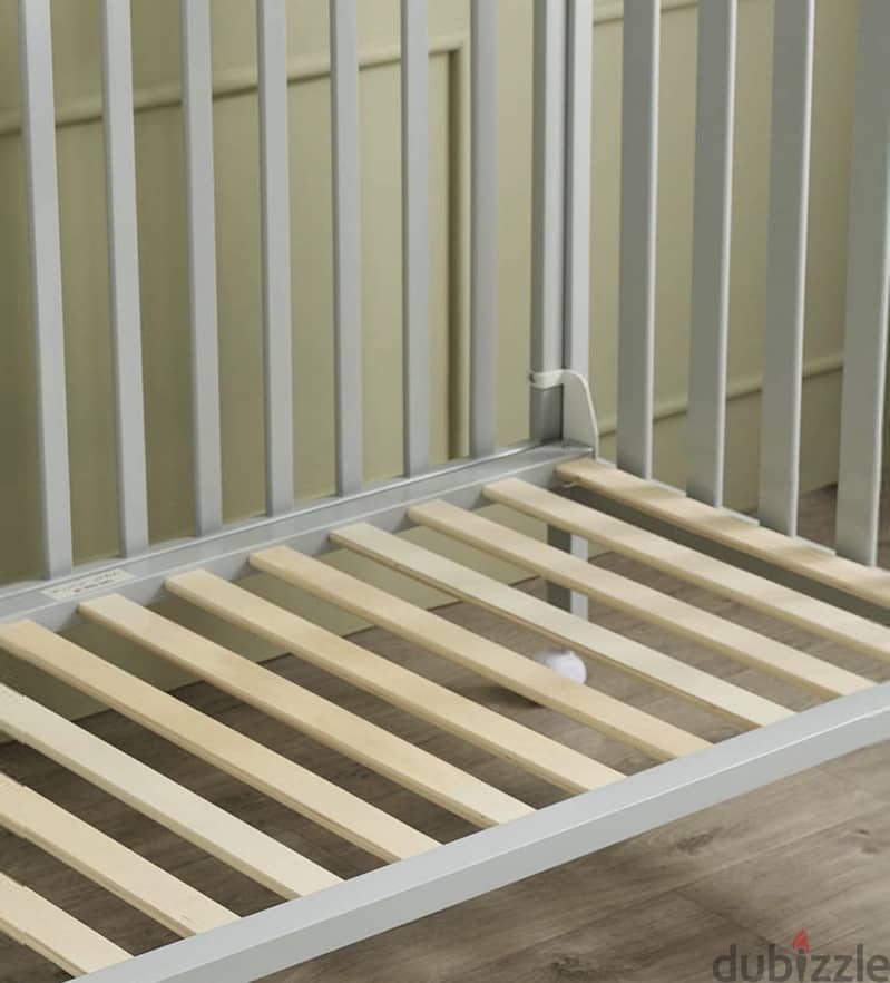 Juniors capri crib light grey 4