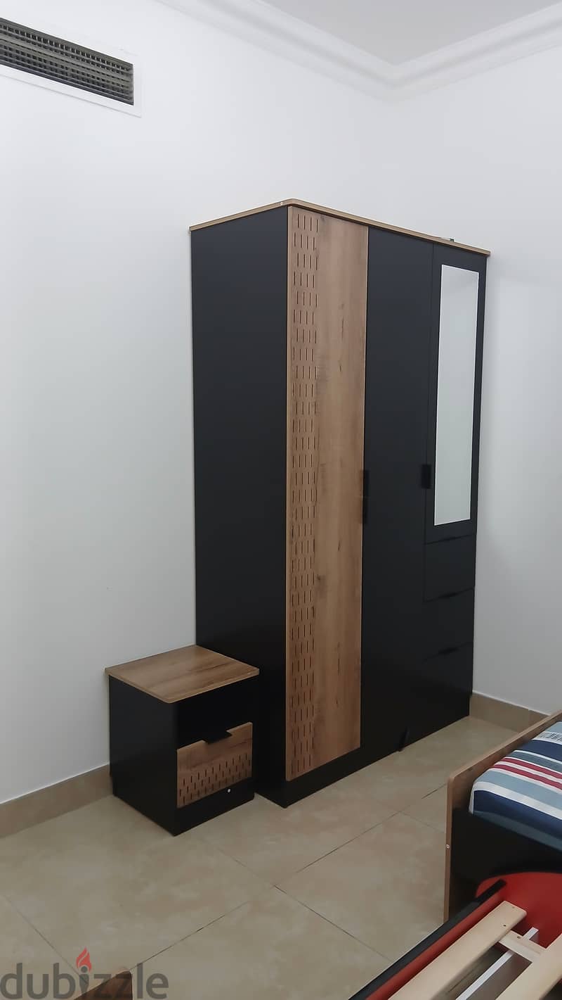 Homebox 2 Single beds, side table and 3 doors cupboard 5