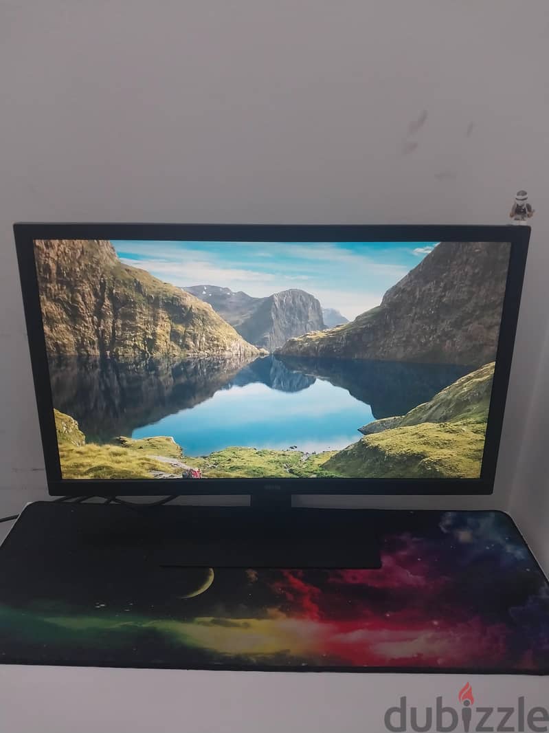 Monitor 1
