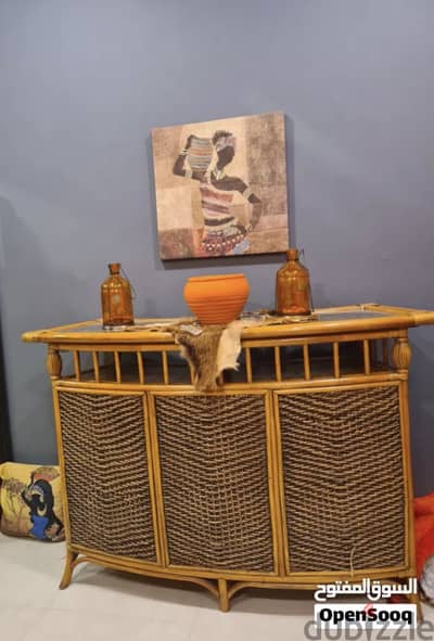 Bamboo & Wood Console | كونسول بامبو وخشب