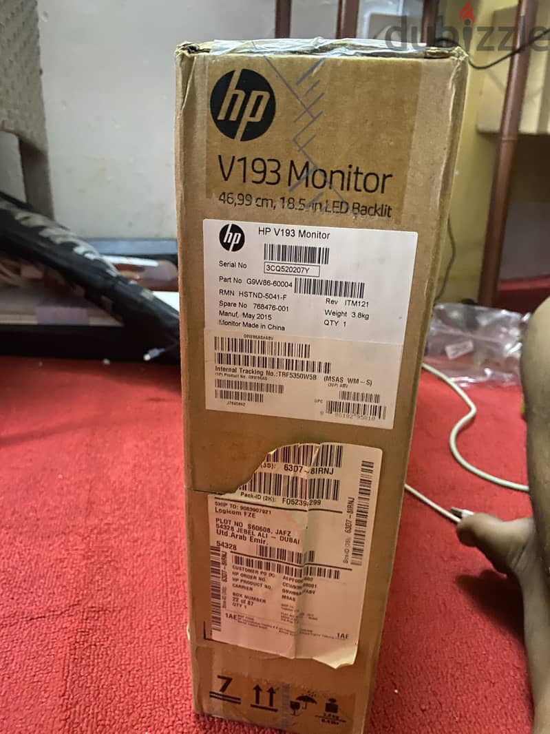 OFFER HP MONITOR 18.5 inch with new keyboard 4