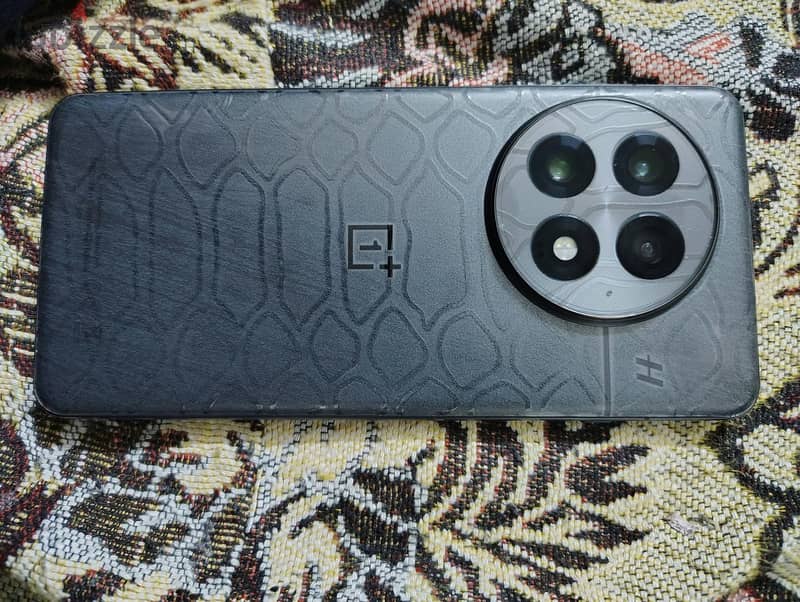 One Plus 13 12 256 gb 2