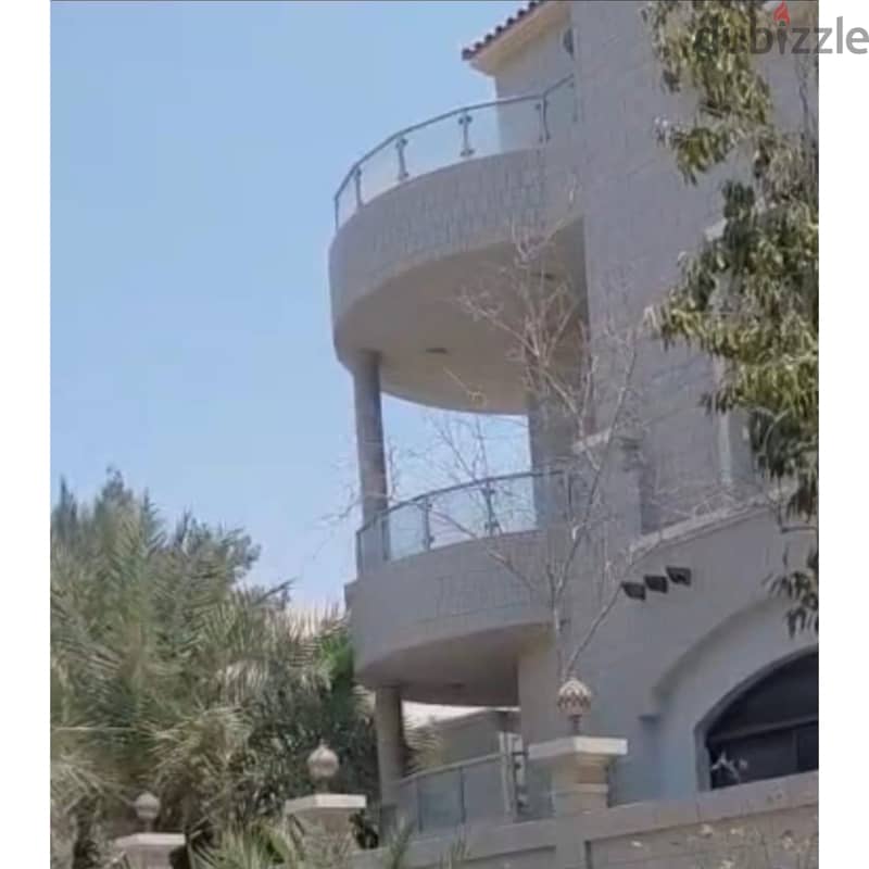 Luxury big villa for sale in town 2
