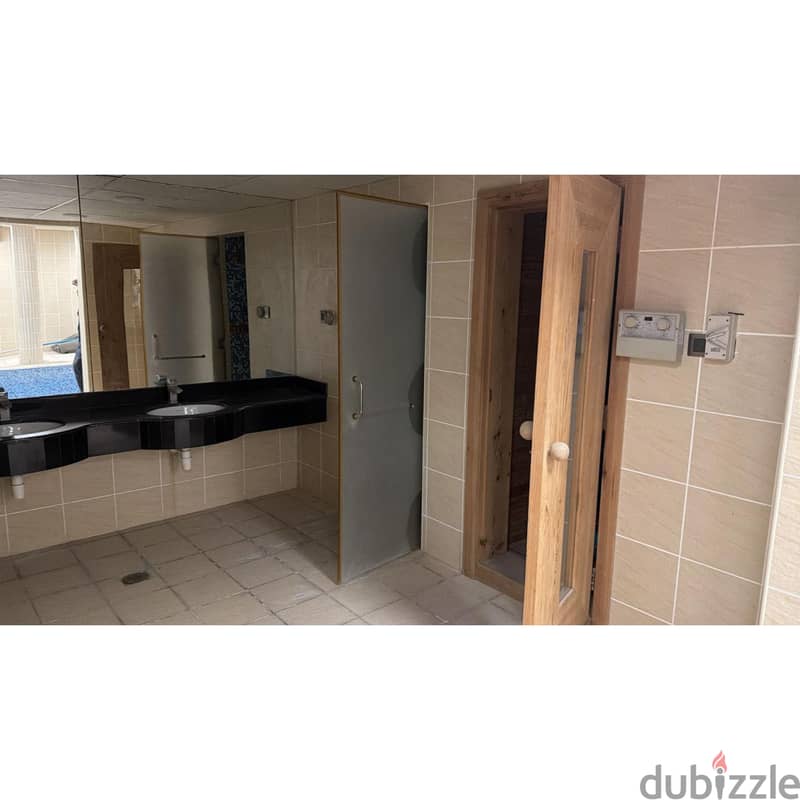 Luxury big villa for sale in town 14