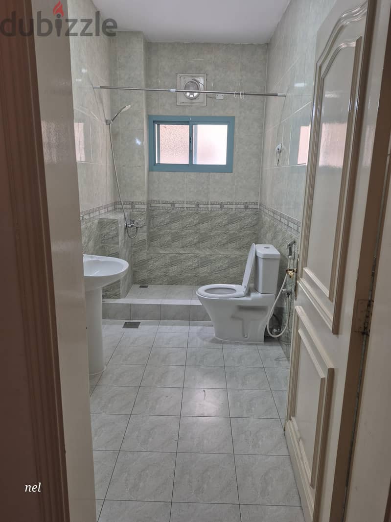 1 room available 1