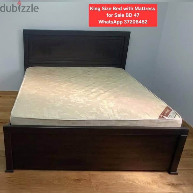 Dressing table and other items for sale with Delivery 15