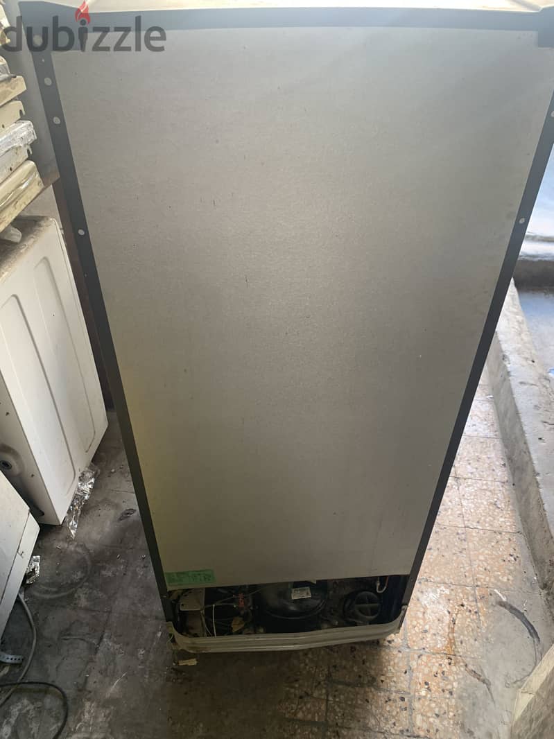 Fridge for sale same like new contact on WhatsApp washer repair 1