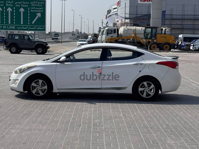 Hyundai Elantra 2016 White 3