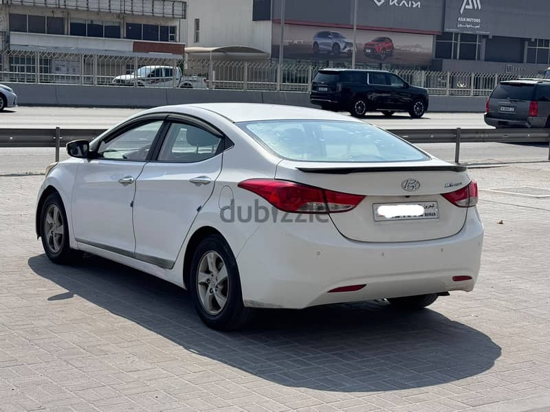 Hyundai Elantra 2016 White 6