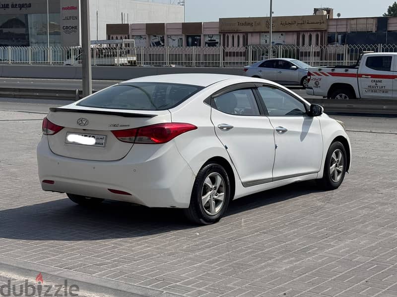 Hyundai Elantra 2016 White 7