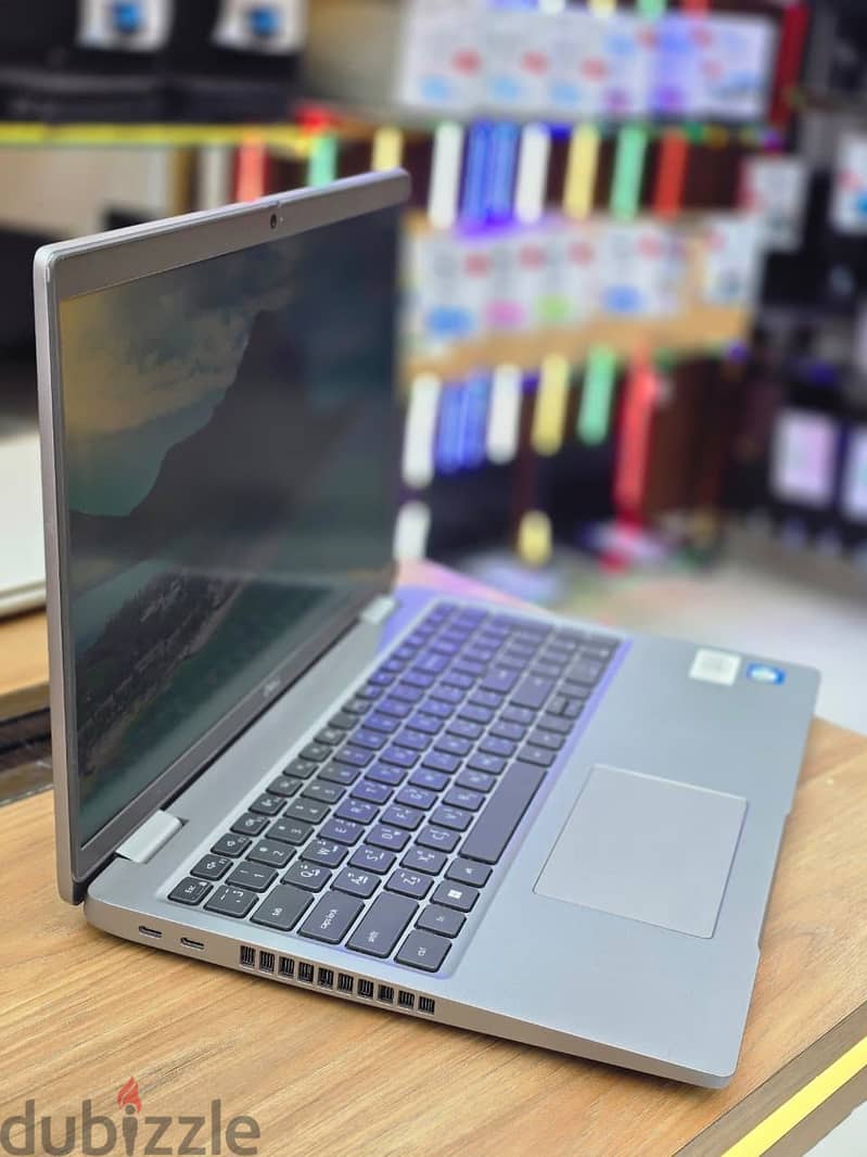 Dell Latitude 5520 Core i7-11th Gen 1