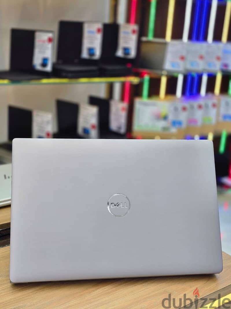 Dell Latitude 5520 Core i7-11th Gen 3
