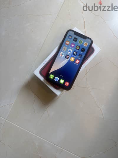 iPhone XR, 76% battery, 64GB storage