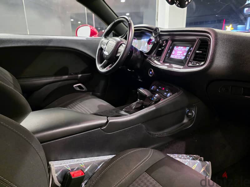 Dodge Challenger SXT 2016 6