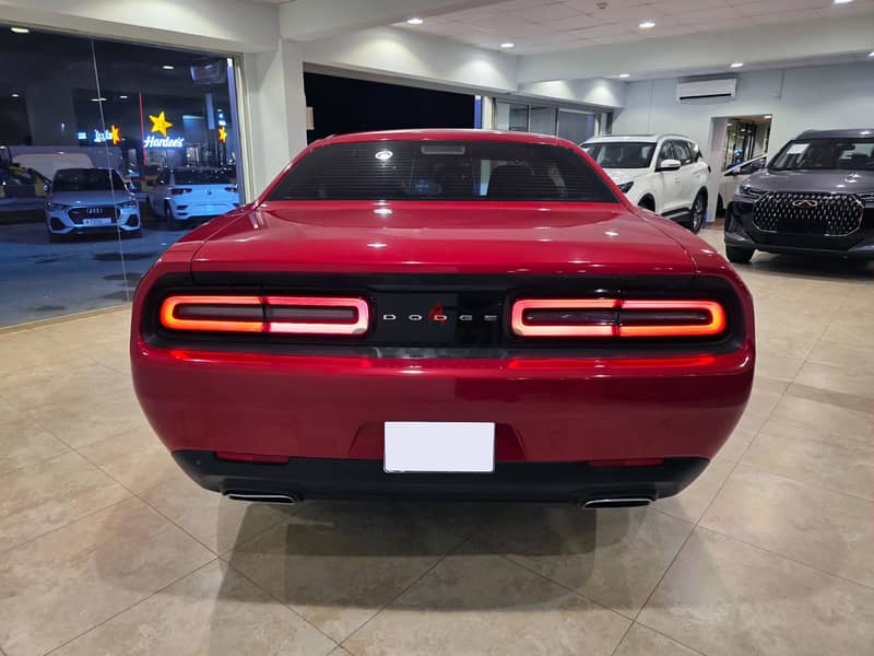 Dodge Challenger SXT 2016 13