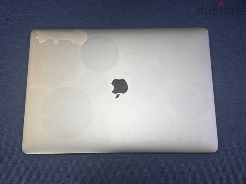 MacBook Pro 15inch  i9 | 16GB RAM | 1TB SSD 2