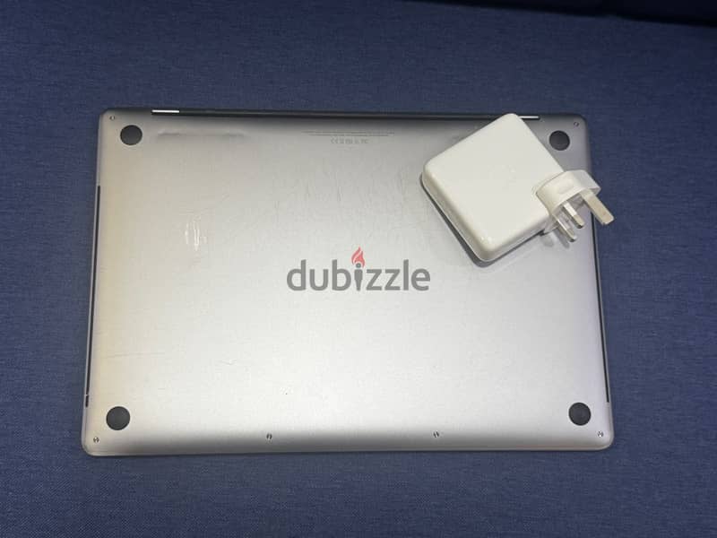 MacBook Pro 15inch  i9 | 16GB RAM | 1TB SSD 3