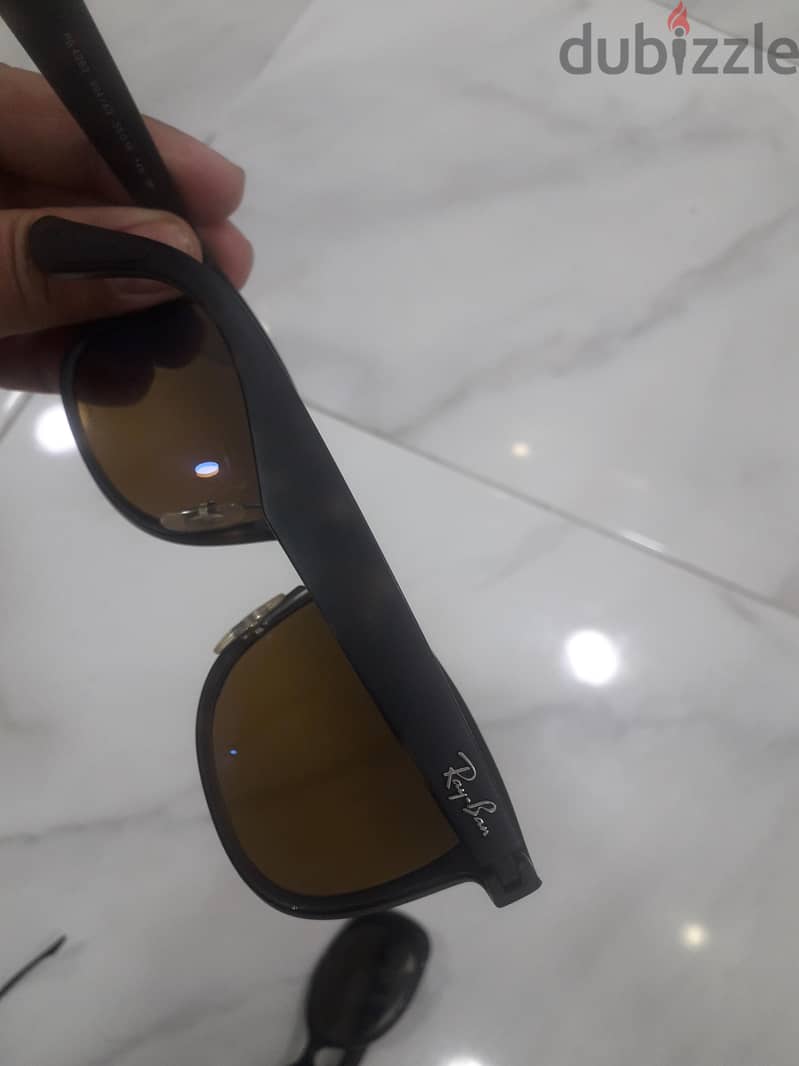 glasses 5