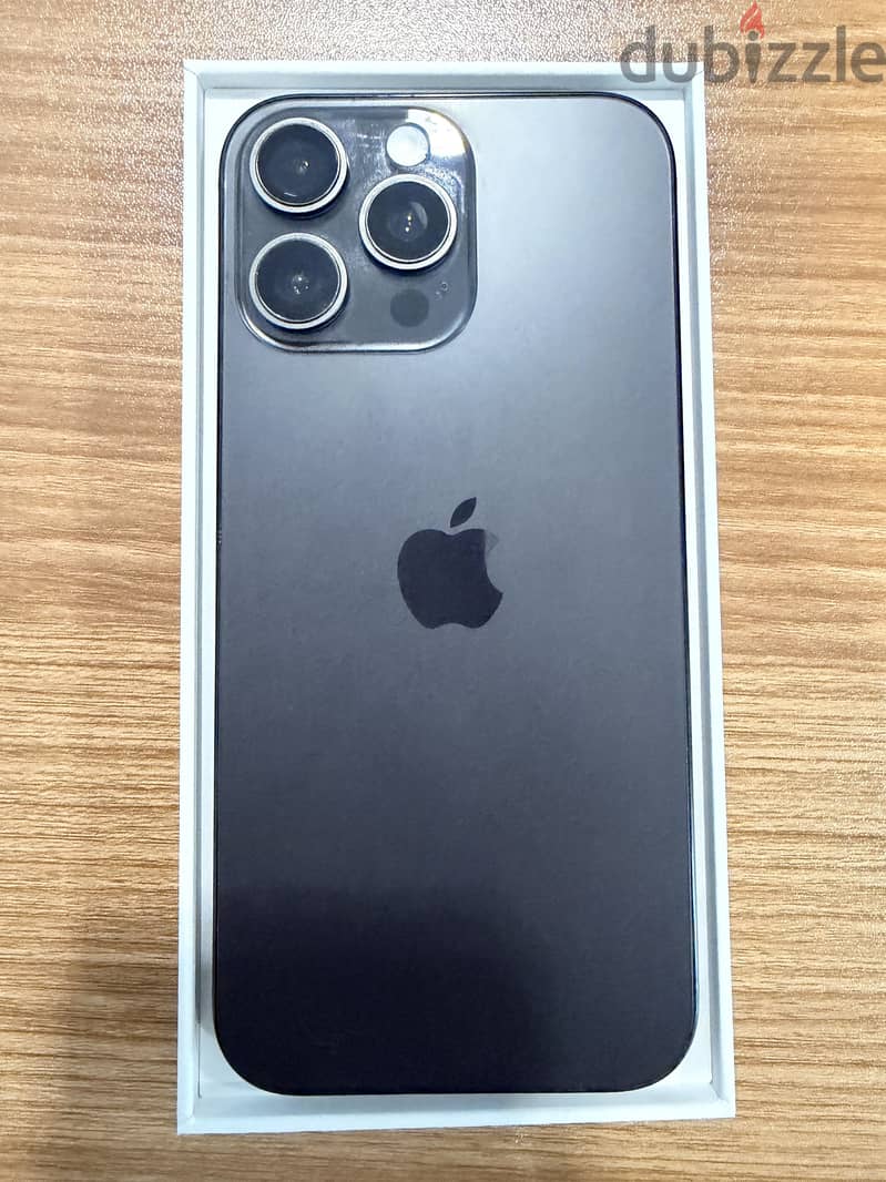 Apple - iPhone 16 Pro Max 1