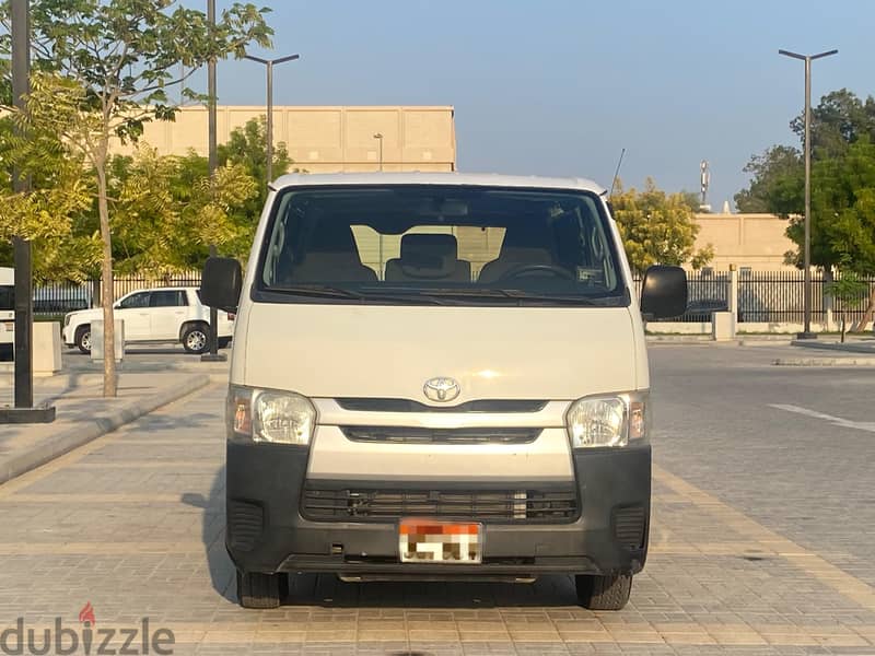 Toyota Hiace Cargo Van  2016 12