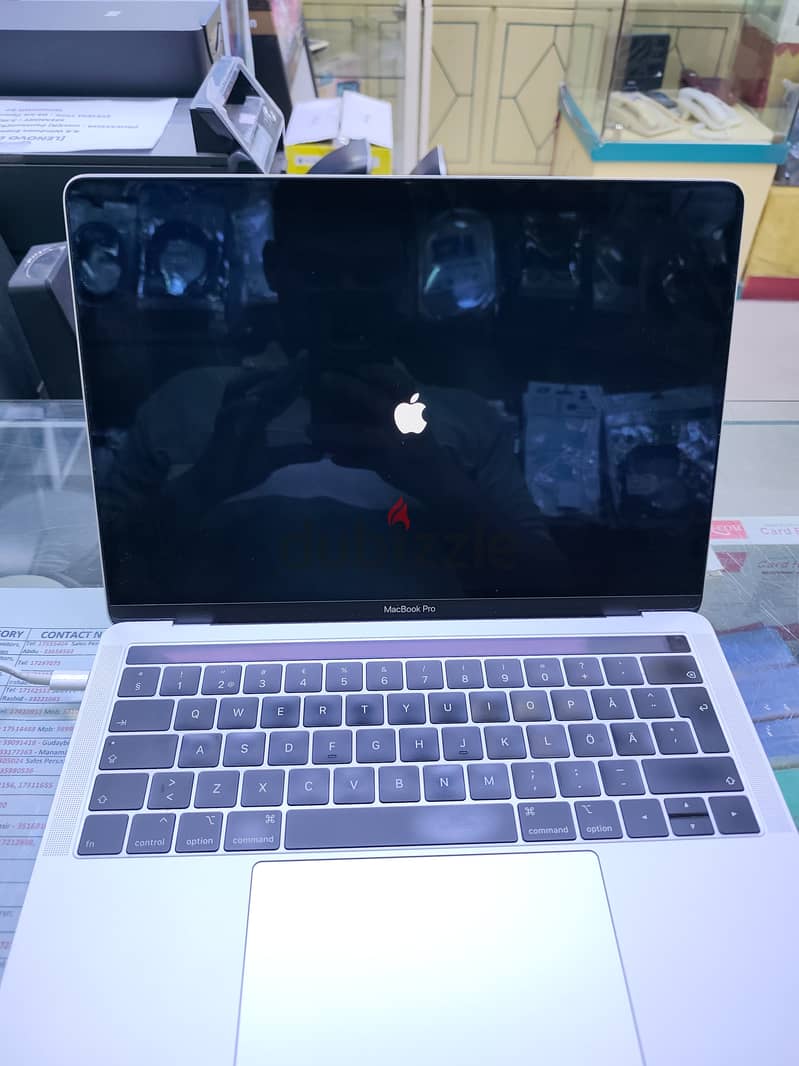 MACBOOK PRO 2018 (AURGENT SALE) 5