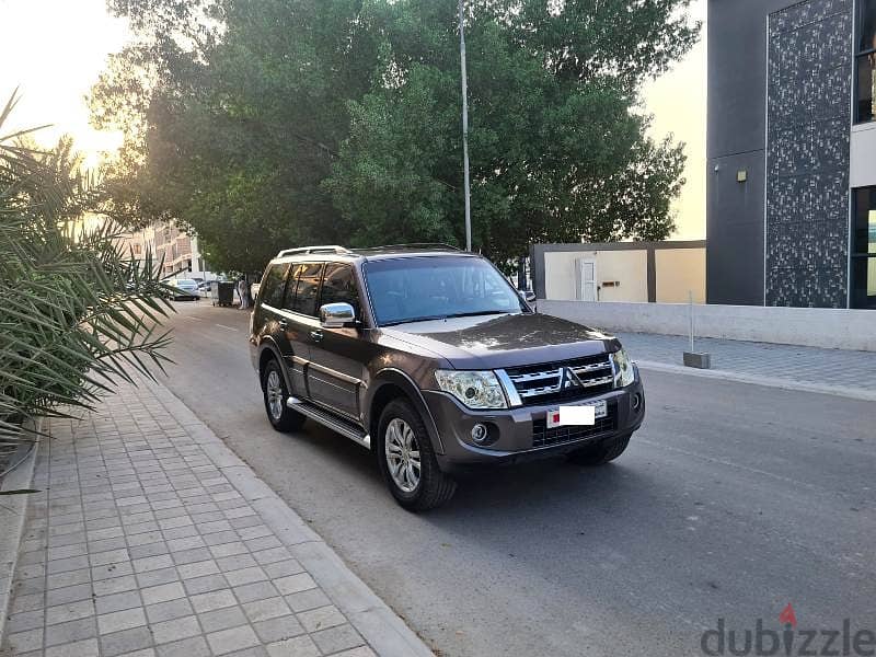 MITSUBISHI PAJERO # 2013# FULL OPTION WITH SUNROOF # SINGLE OWNER# SAL 2