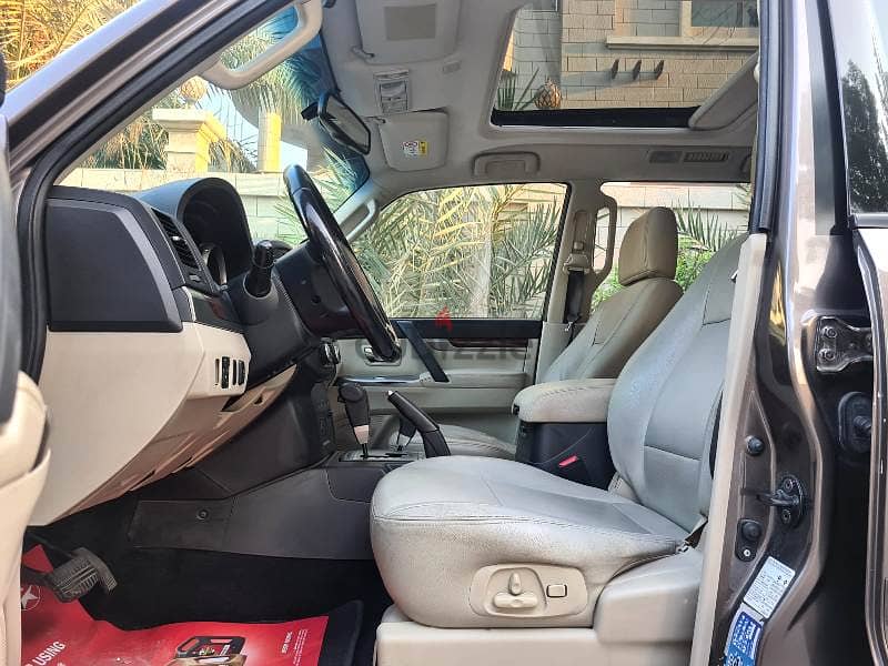 MITSUBISHI PAJERO # 2013# FULL OPTION WITH SUNROOF # SINGLE OWNER# SAL 10