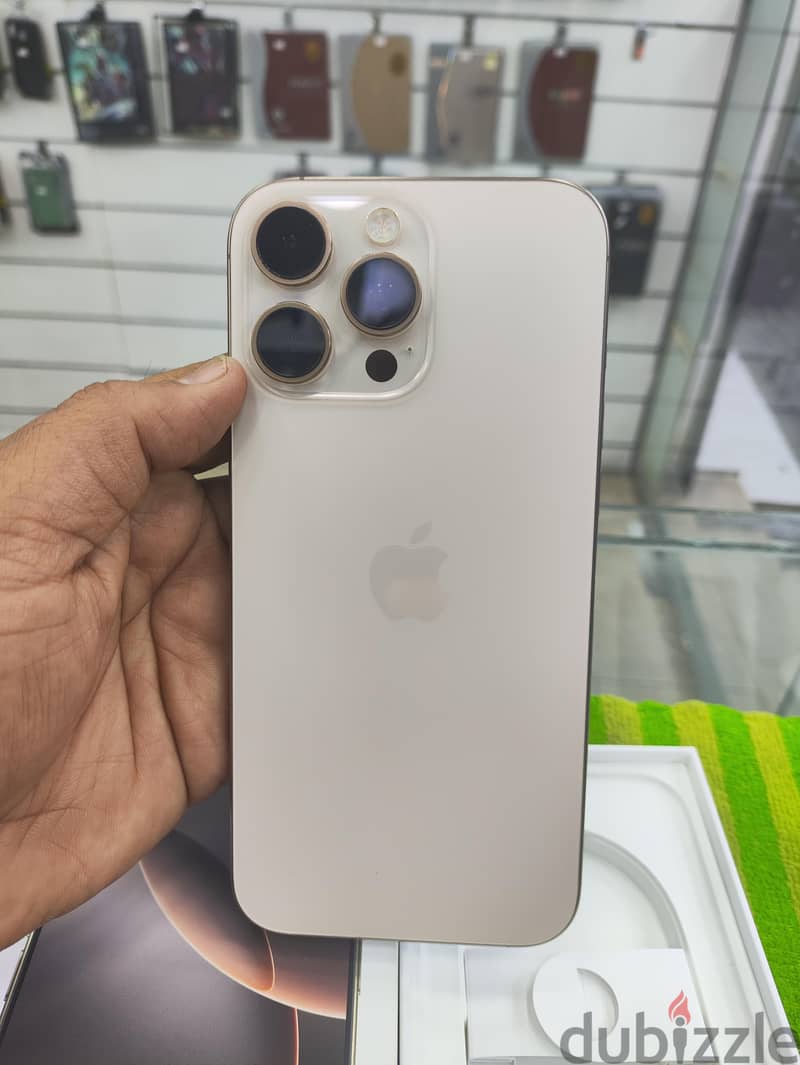 Apple - iPhone 16 Pro Max 1
