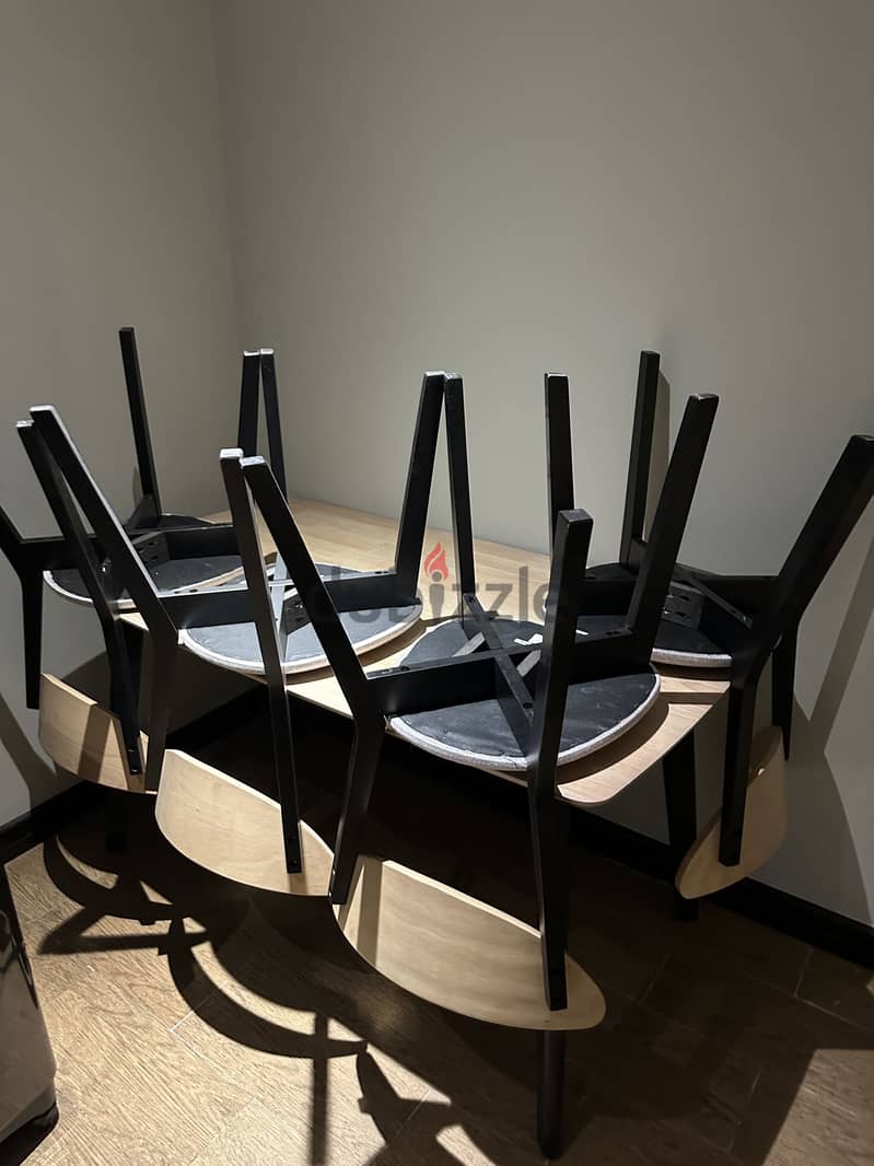 Home box 4 chairs dining table 1