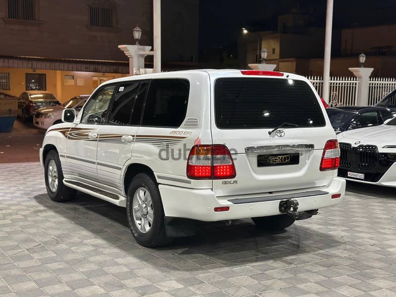 TOYOTA LAND CRUISER GXR V6 6