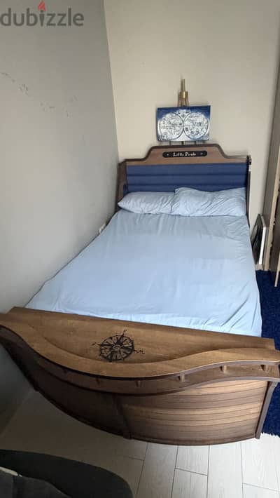Furnitures in very good condition