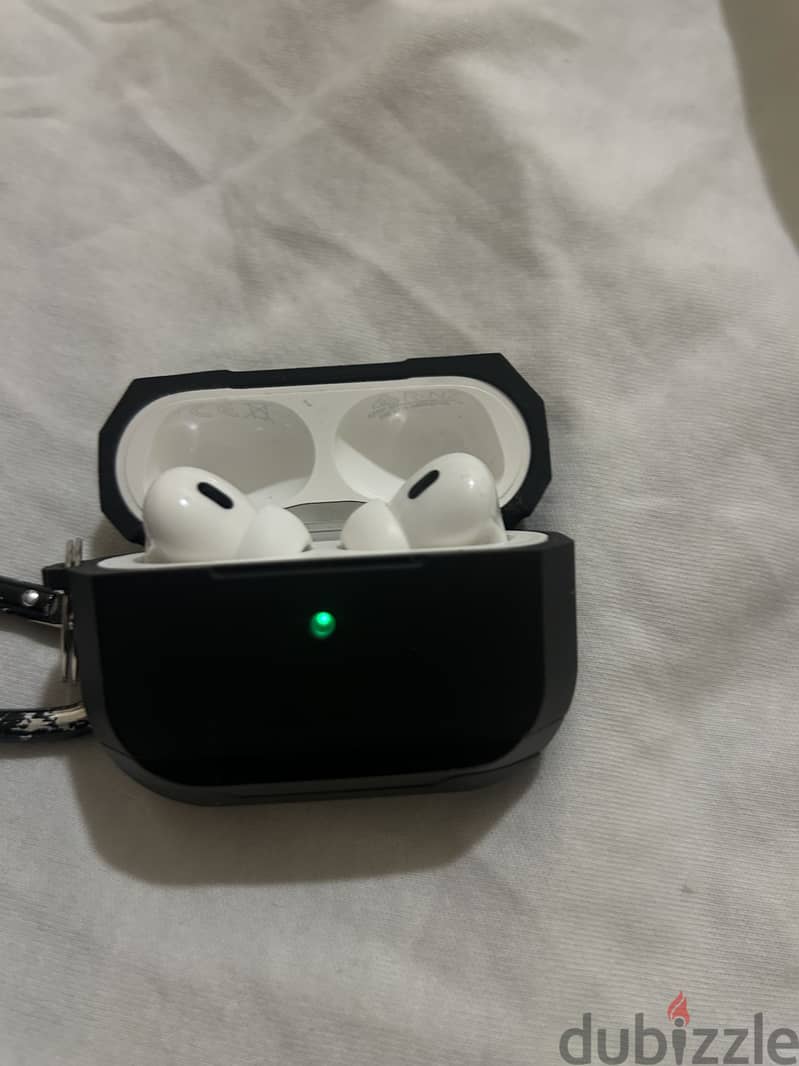 Apple airpods pro 2 with case and box original 1