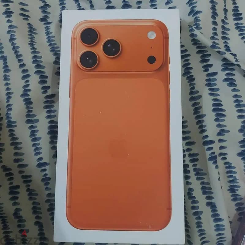 Apple - iPhone 17 Pro Max 2
