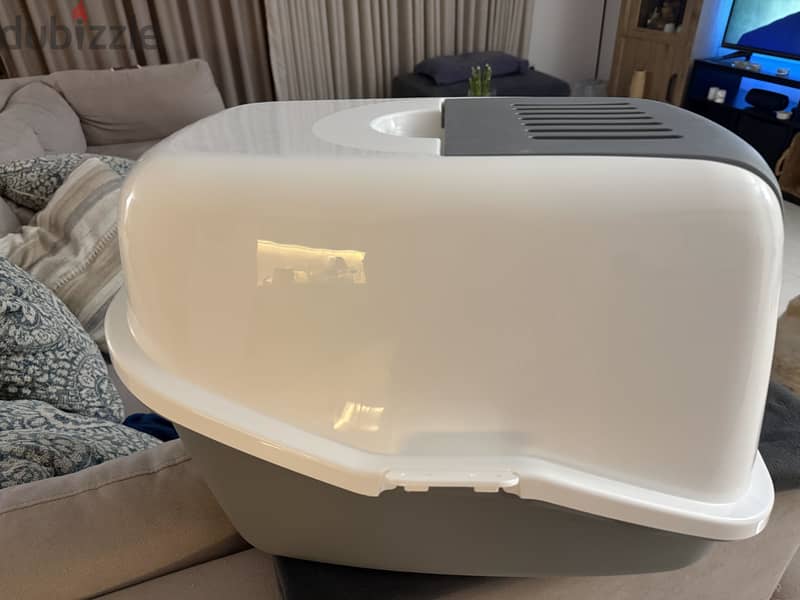 Litter box 2