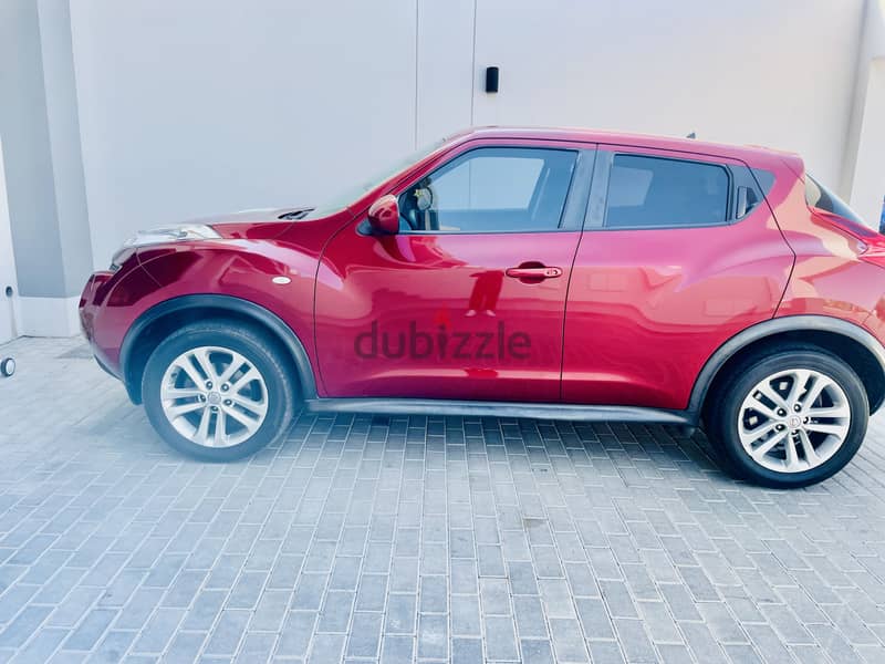 Nissan juke 2014 model . 1